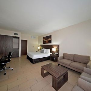 Executive Room Queen Bed